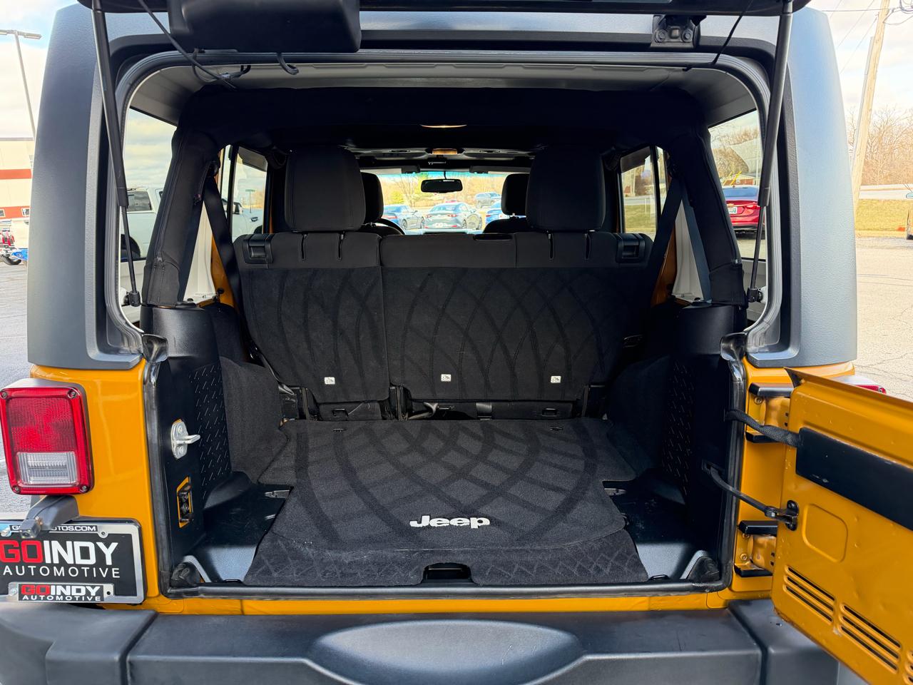 Jeep Wrangler Unlimited 4WD 4dr Sport 2014