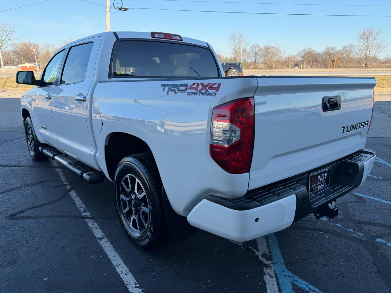 Toyota Tundra 4WD Limited CrewMax 5.5' Bed 5.7L FFV (Natl) 2018