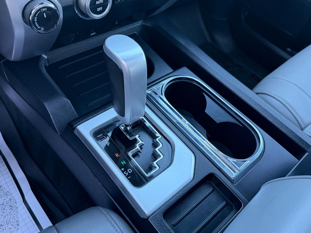 Toyota Tundra 4WD Limited CrewMax 5.5' Bed 5.7L FFV (Natl) 2018