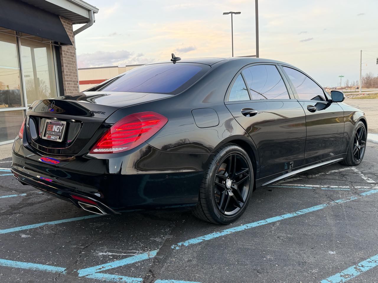 Mercedes-Benz S-Class 4dr Sdn S 550 4MATIC 2016