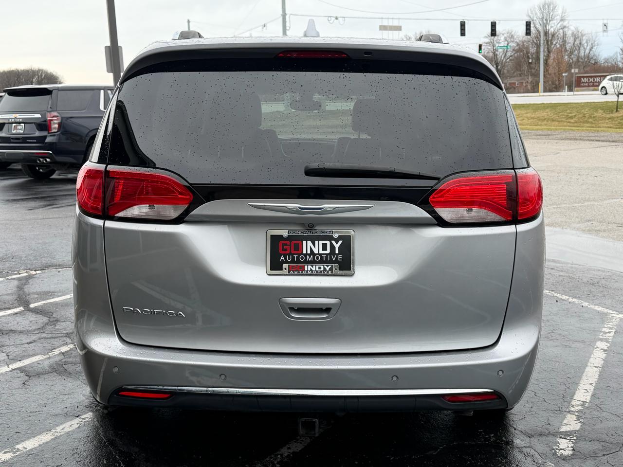 Chrysler Pacifica Touring-L Plus FWD 2017