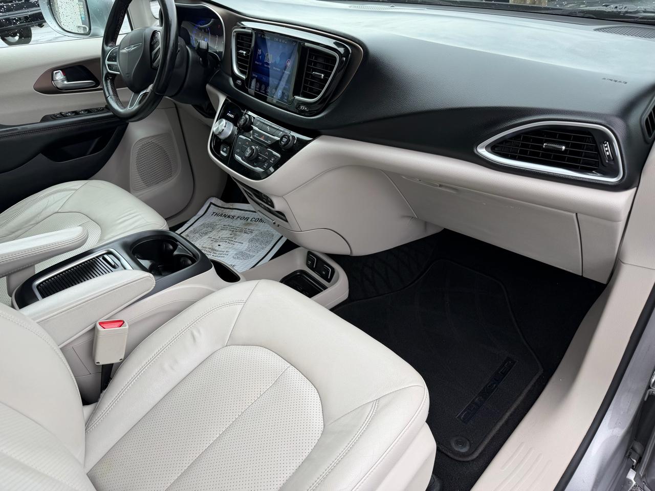 Chrysler Pacifica Touring-L Plus FWD 2017