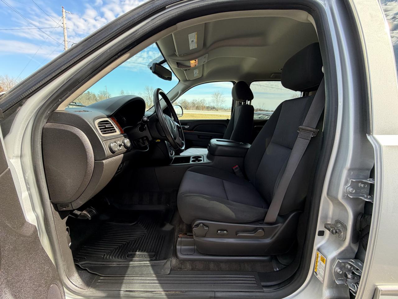 GMC Yukon XL 4WD 4dr SLE 2014