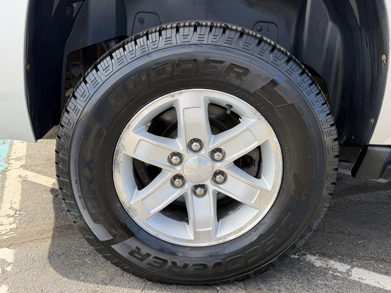 GMC Yukon XL 4WD 4dr SLE 2014