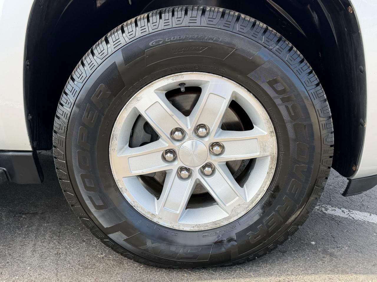 GMC Yukon XL 4WD 4dr SLE 2014