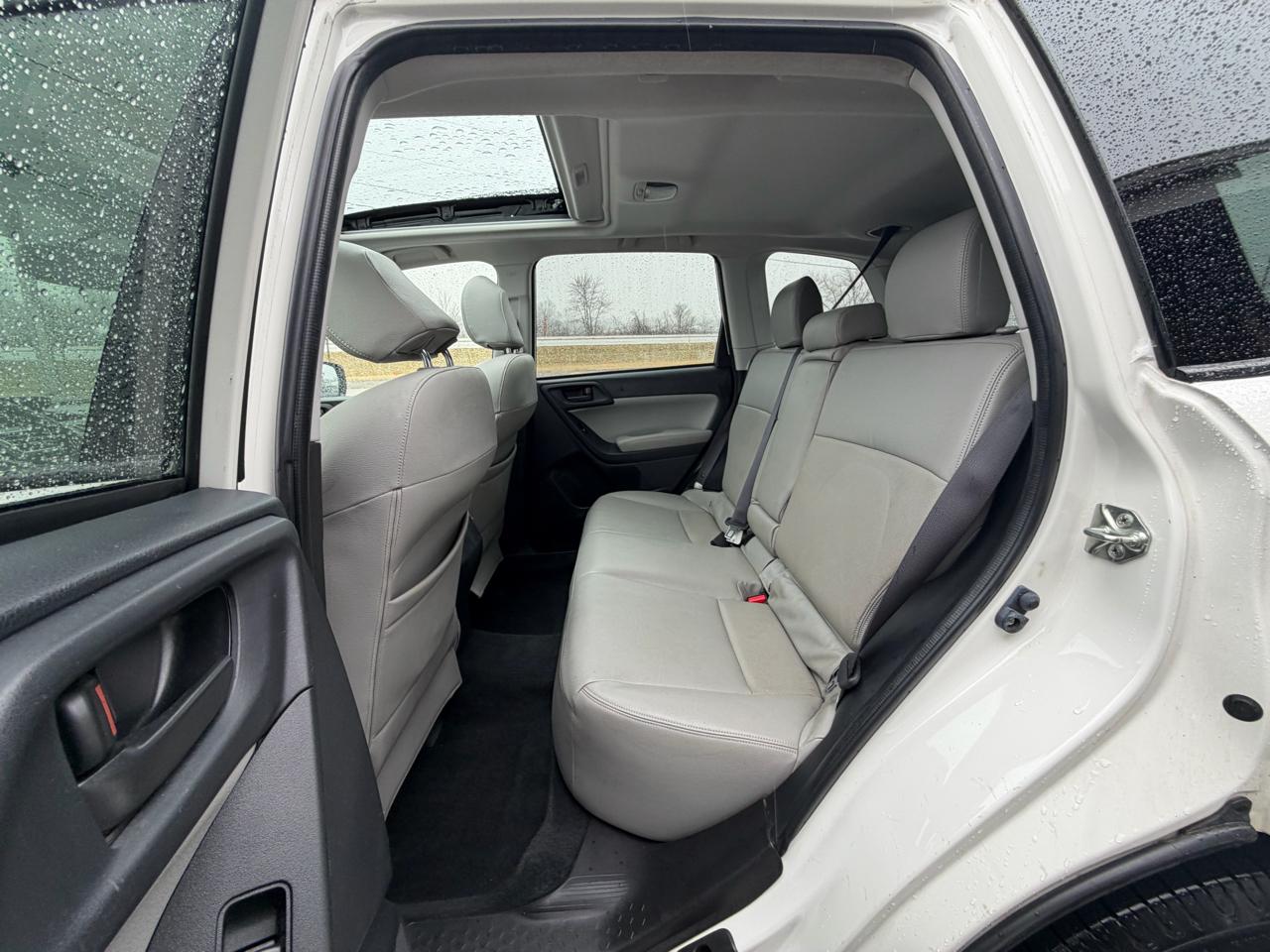 Subaru Forester 4dr CVT 2.5i Premium PZEV 2016