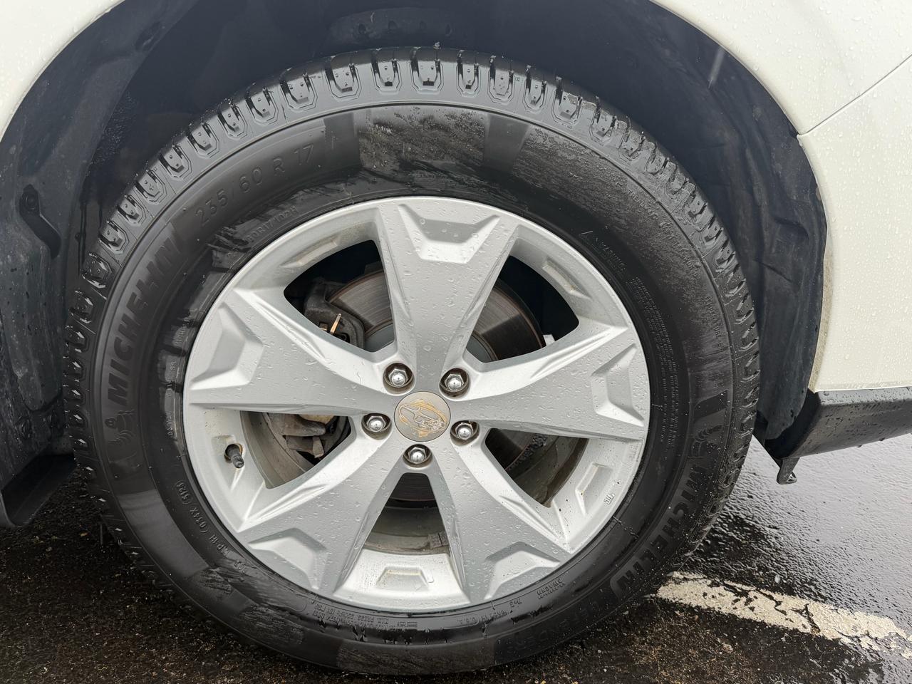 Subaru Forester 4dr CVT 2.5i Premium PZEV 2016