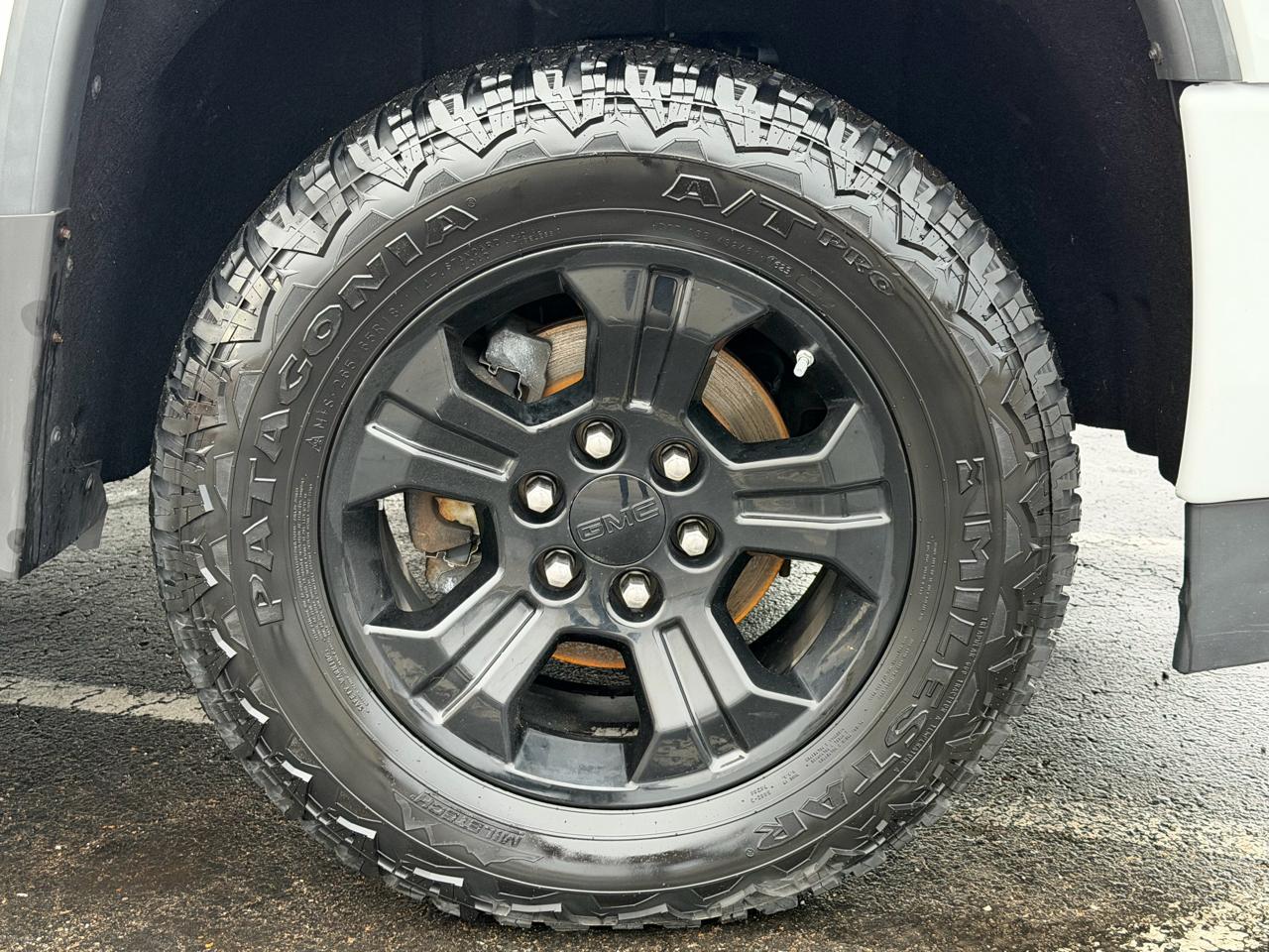 GMC Sierra 1500 4WD Double Cab 143.5" SLT 2017