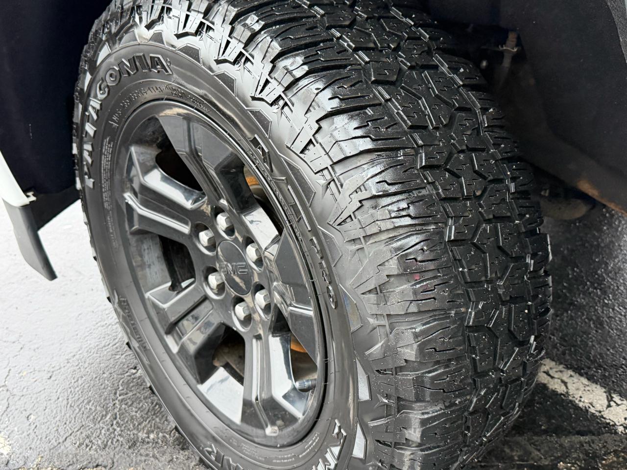 GMC Sierra 1500 4WD Double Cab 143.5" SLT 2017