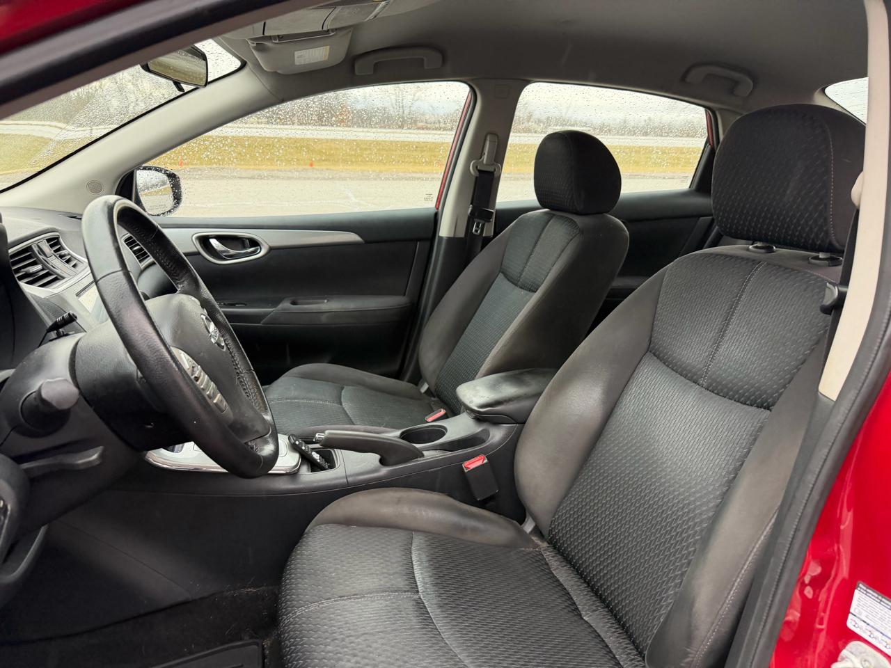 Nissan Sentra 4dr Sdn I4 CVT SR 2013