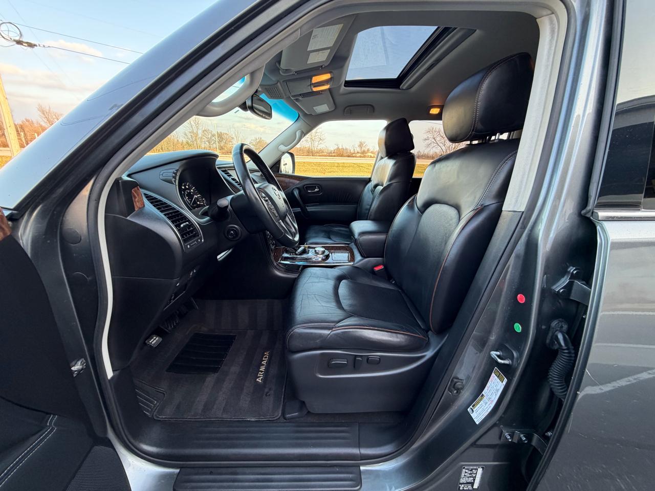 Nissan Armada 4x4 Platinum 2017