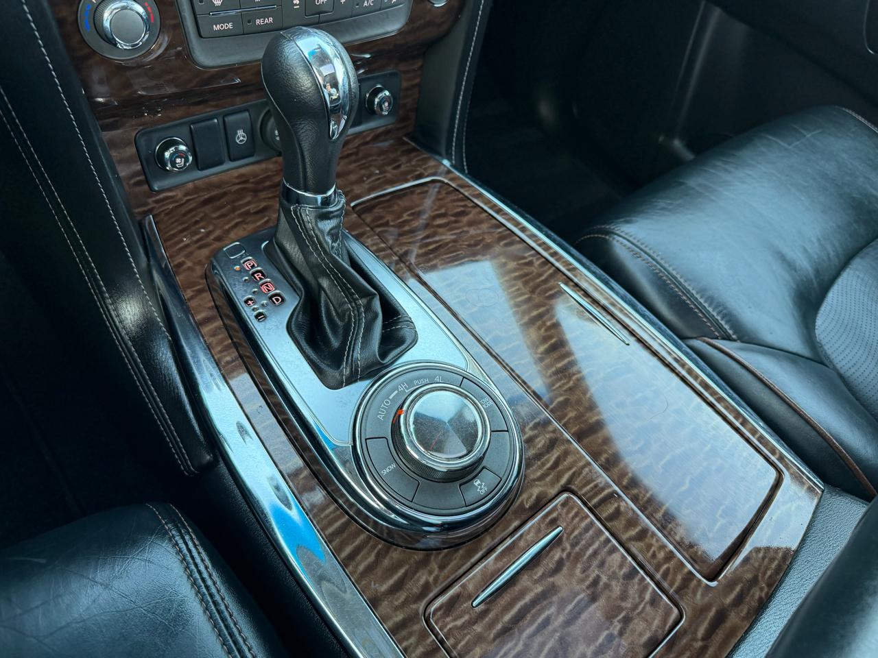 Nissan Armada 4x4 Platinum 2017