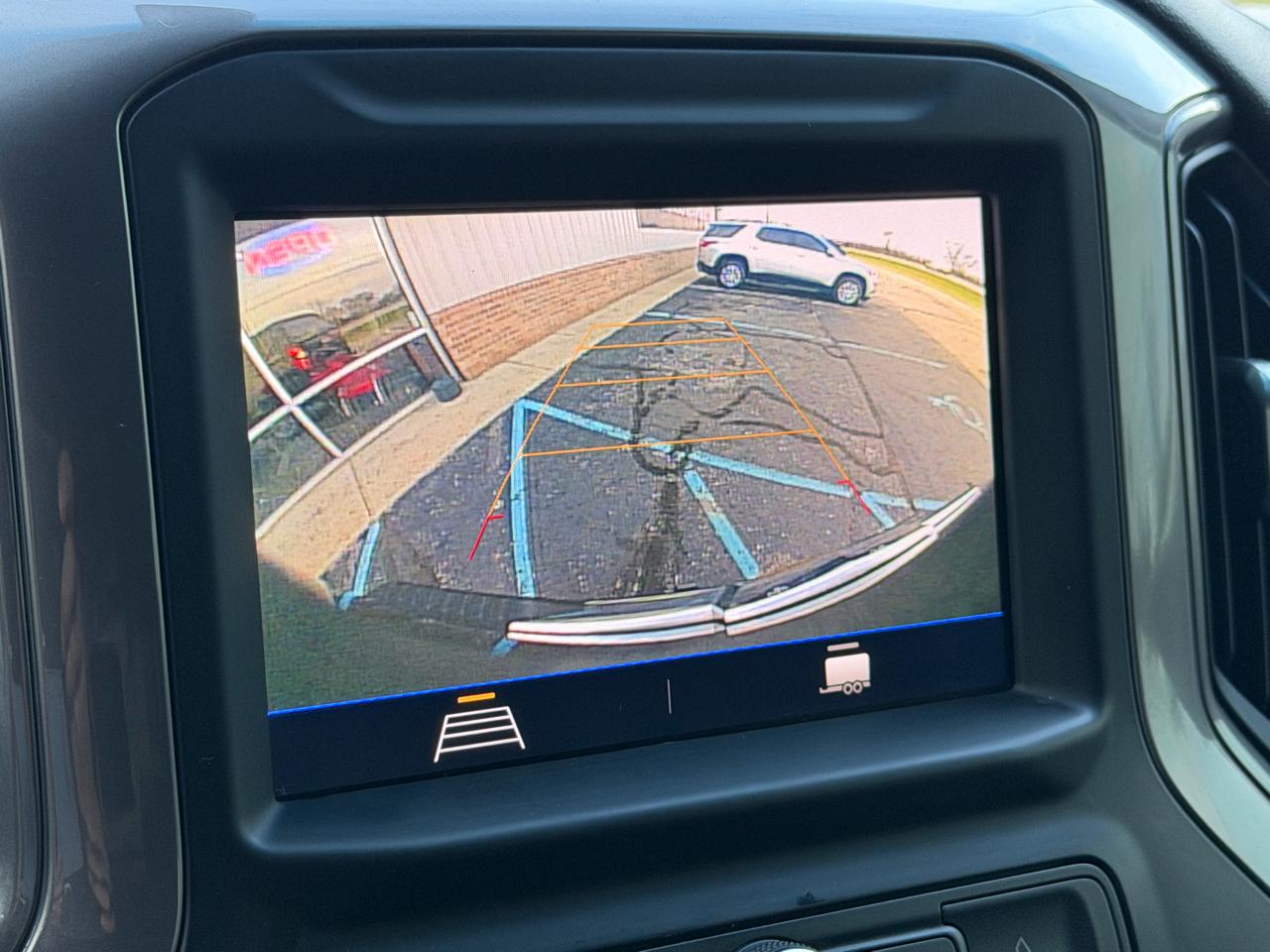 Chevrolet Silverado 1500 4WD Crew Cab 147" Custom 2021