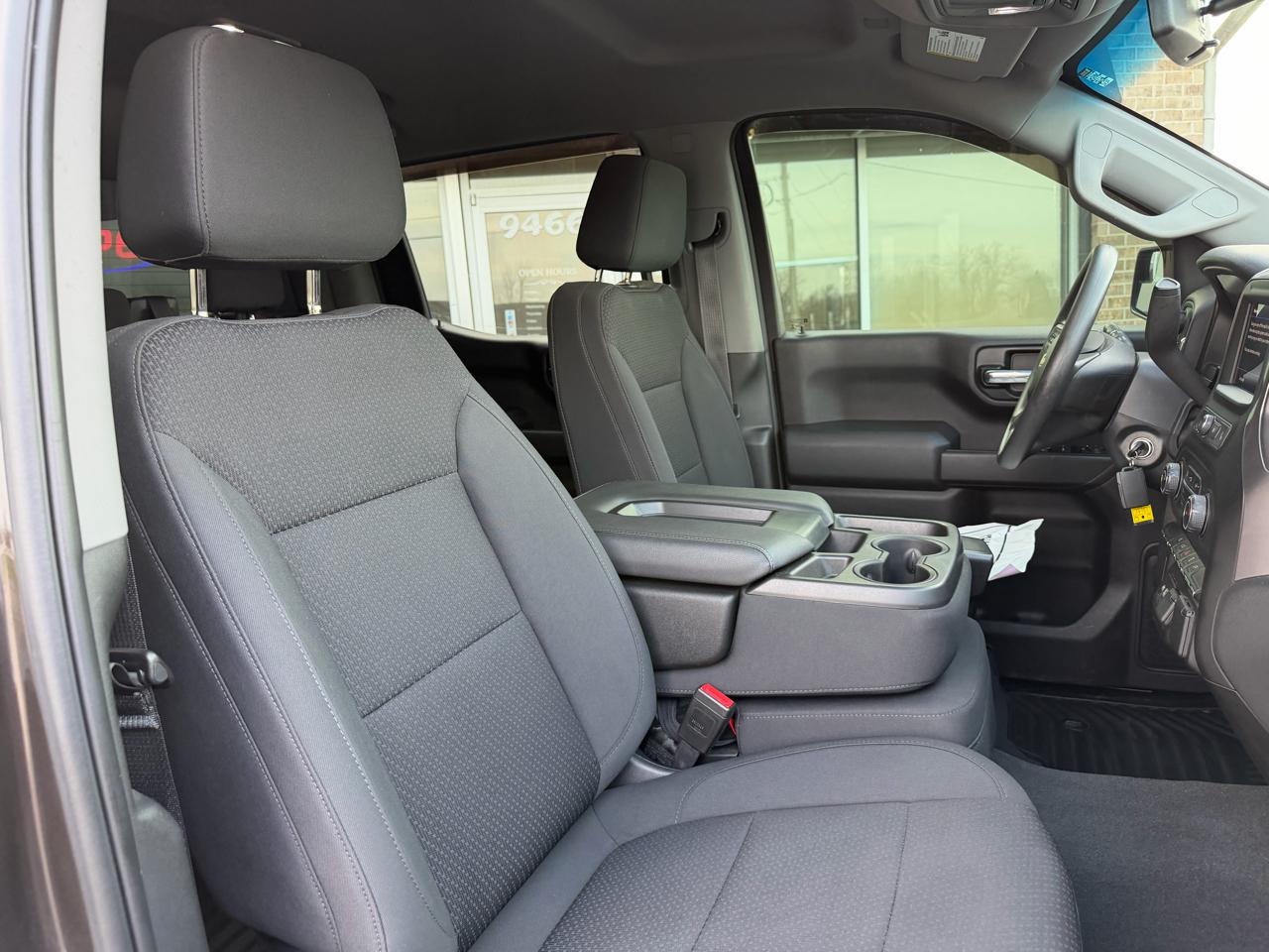 Chevrolet Silverado 1500 4WD Crew Cab 147" Custom 2021