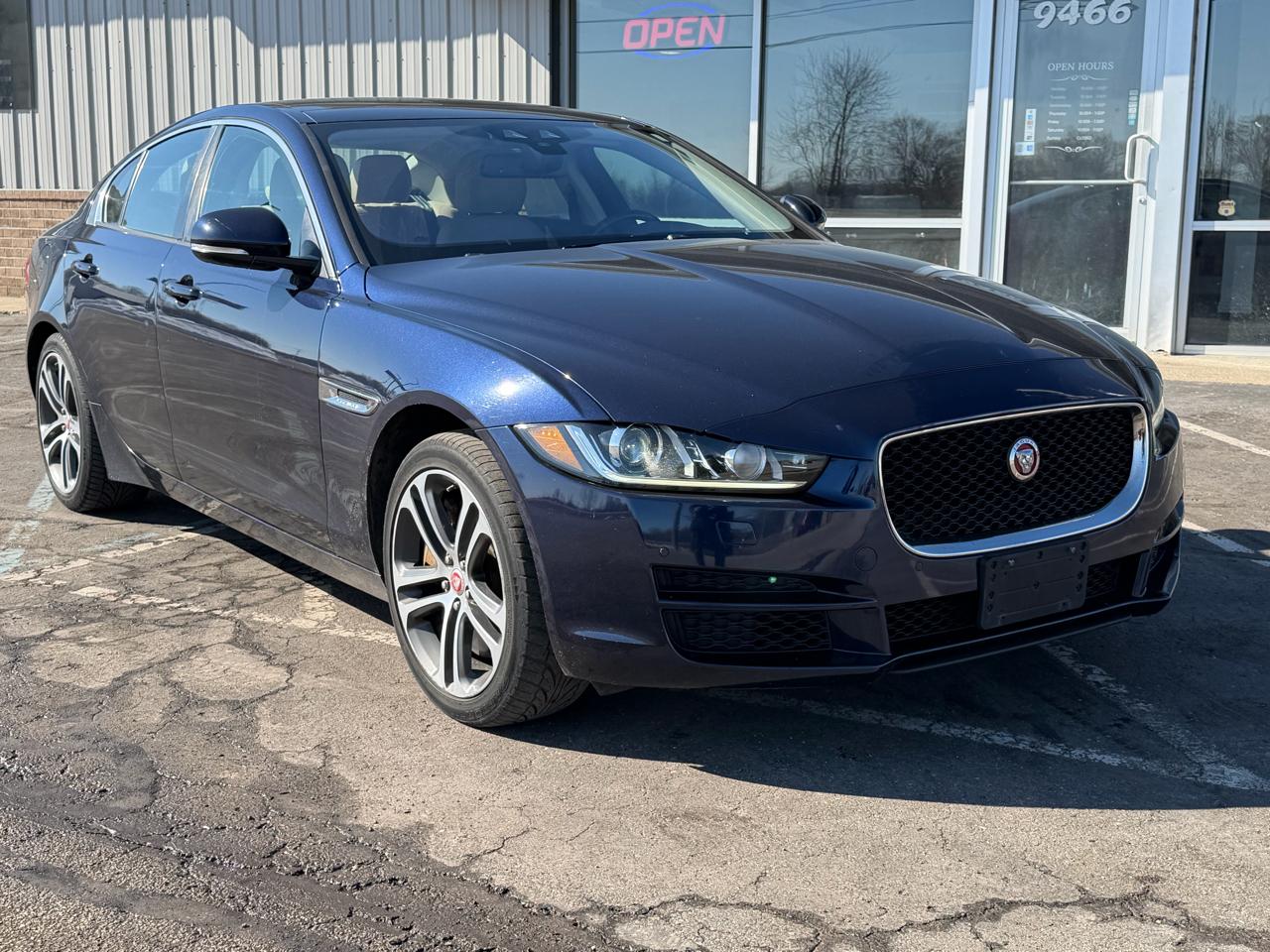 Jaguar XE 35t Premium AWD 2017