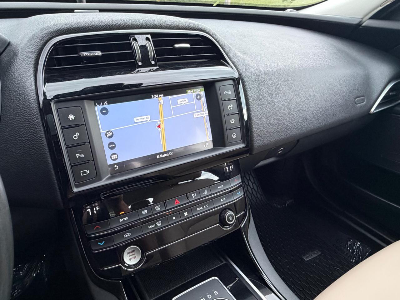 Jaguar XE 35t Premium AWD 2017