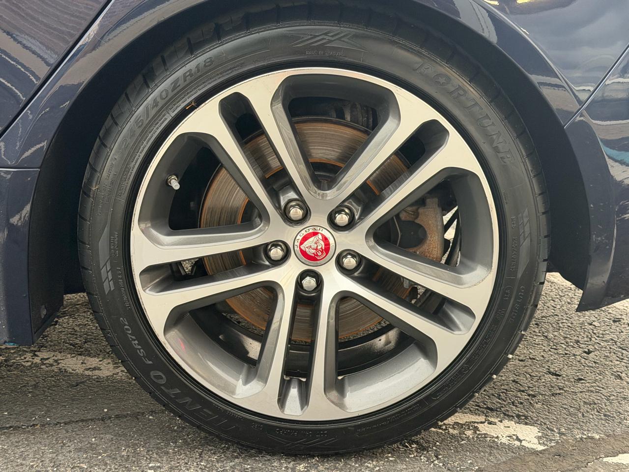 Jaguar XE 35t Premium AWD 2017