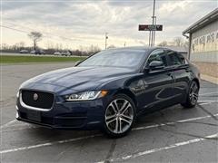2017 Jaguar XE 