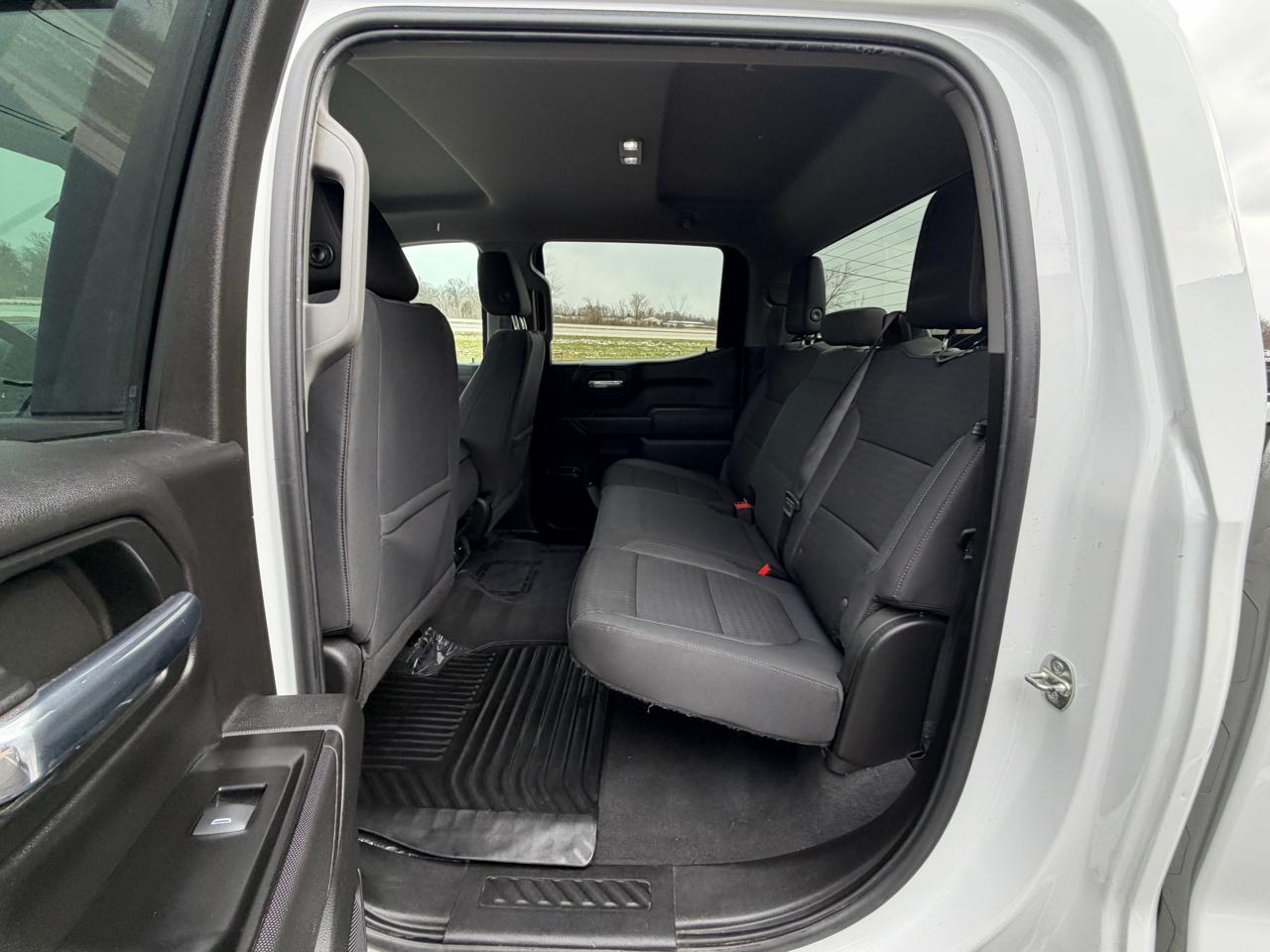 Chevrolet Silverado 1500 4WD Crew Cab 147" LT 2019