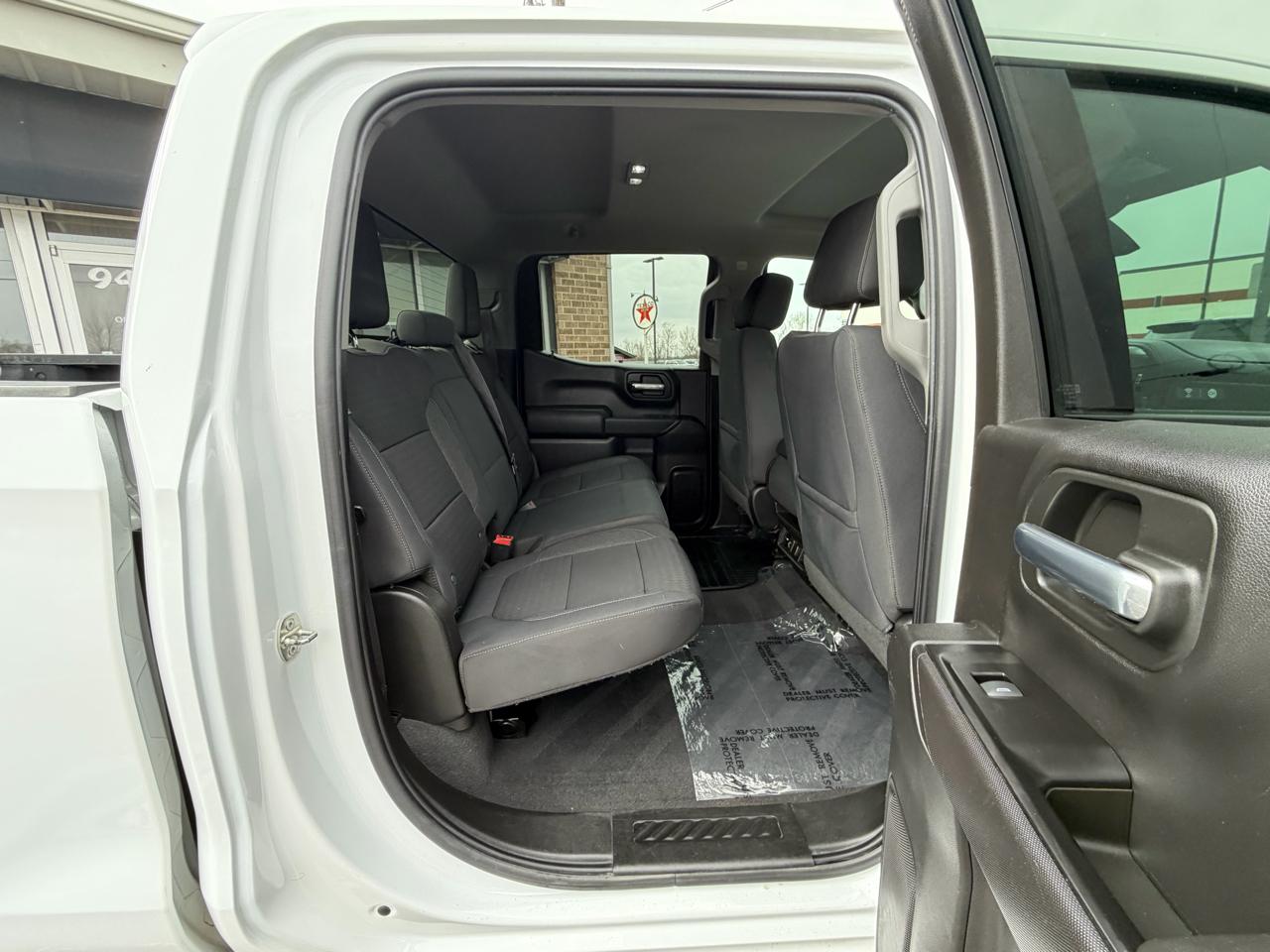 Chevrolet Silverado 1500 4WD Crew Cab 147" LT 2019