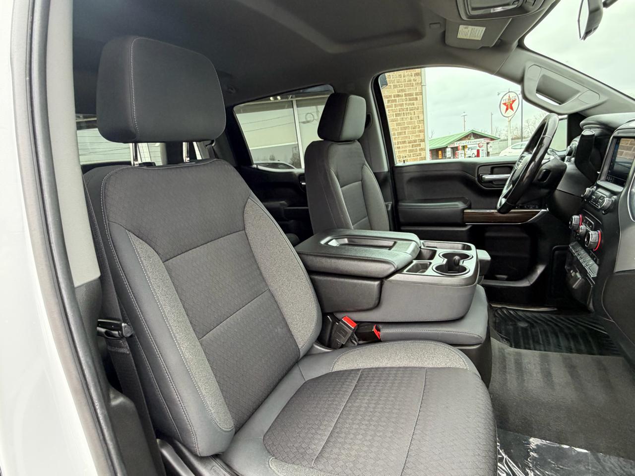 Chevrolet Silverado 1500 4WD Crew Cab 147" LT 2019