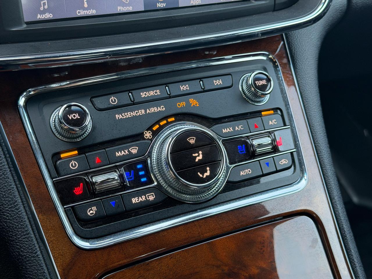 Lincoln Continental Select AWD 2019