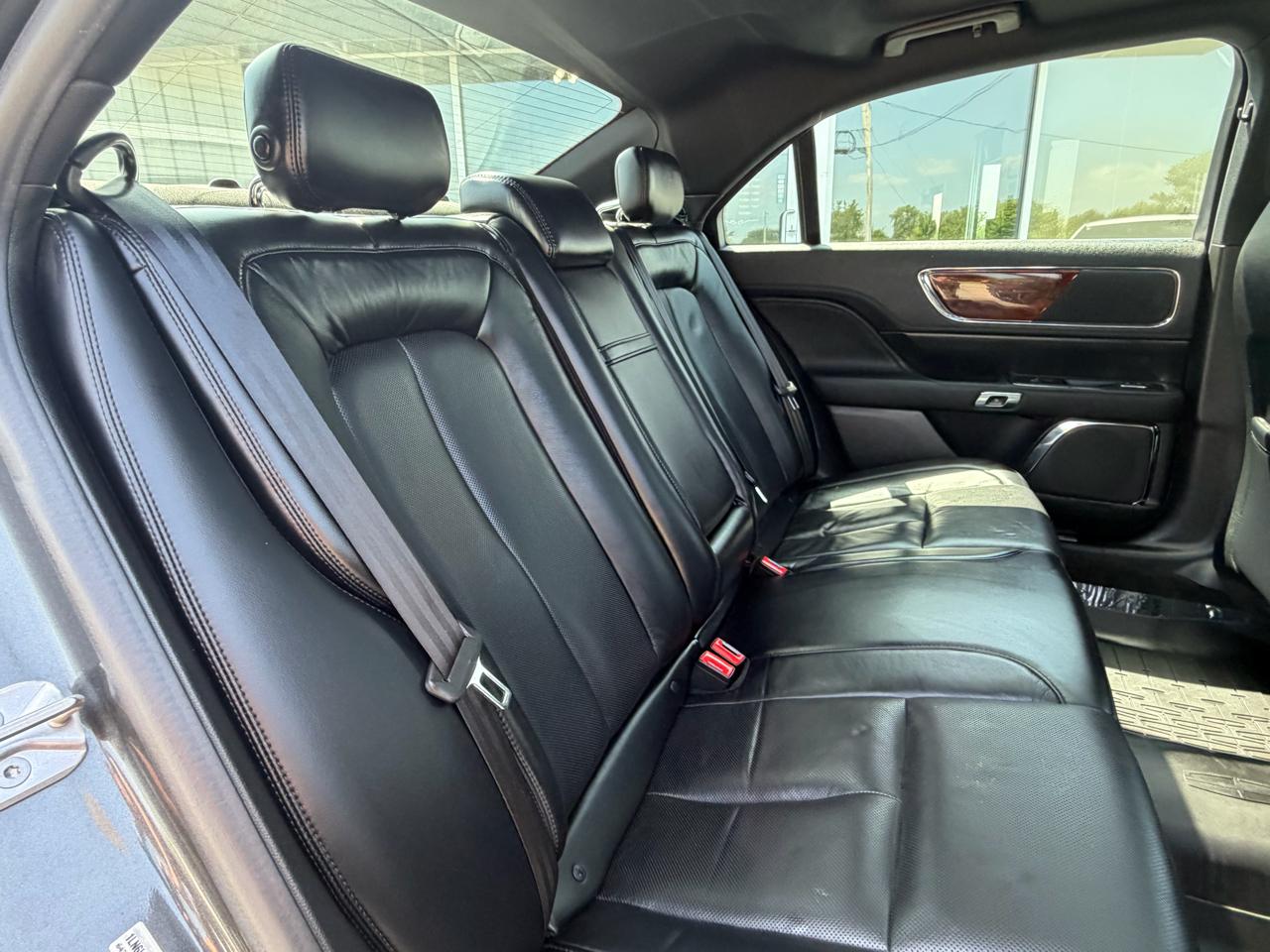 Lincoln Continental Select AWD 2019