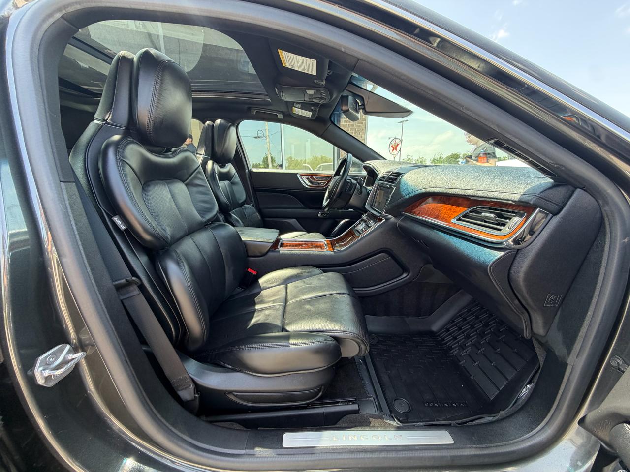 Lincoln Continental Select AWD 2019