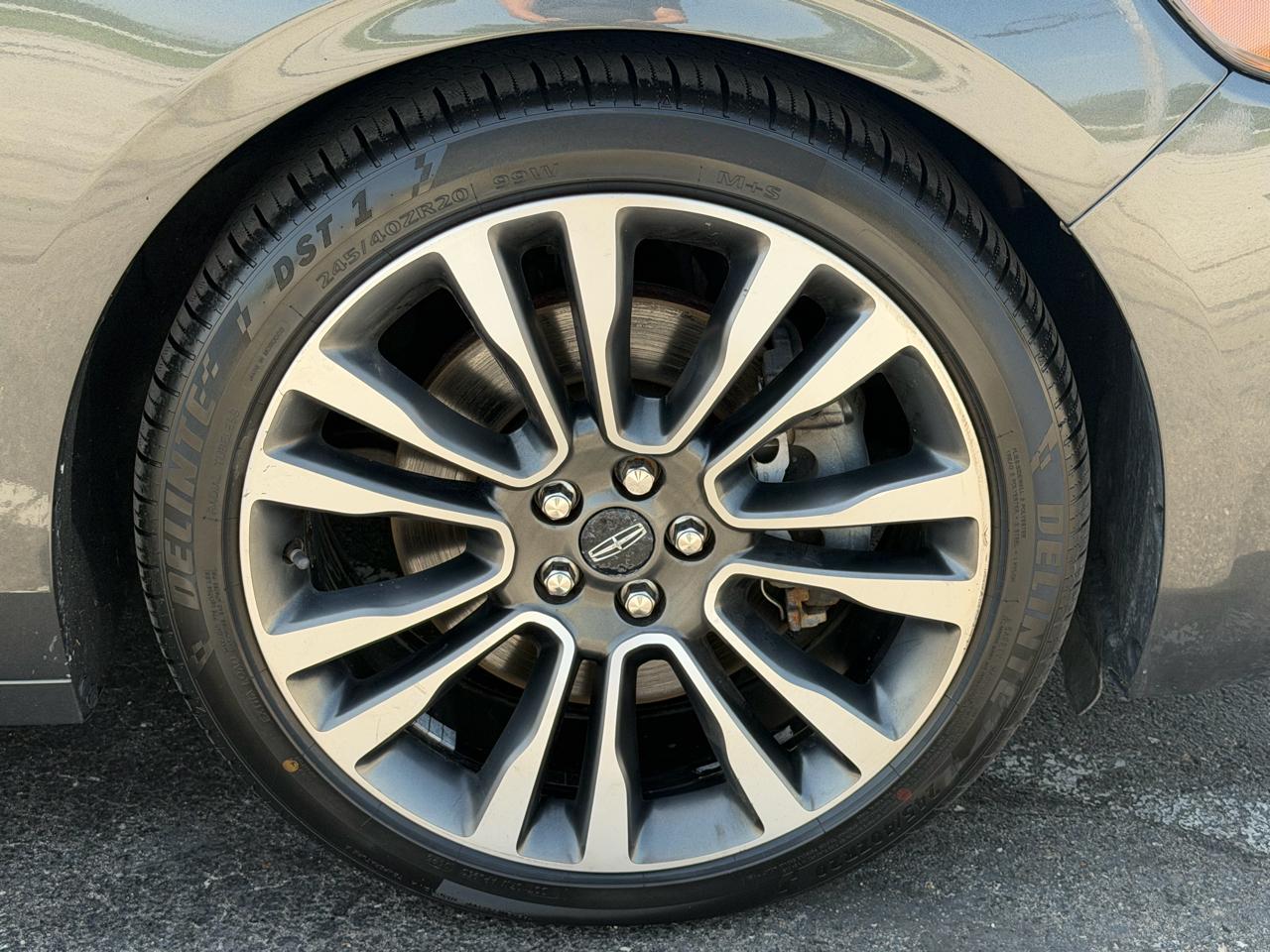 Lincoln Continental Select AWD 2019