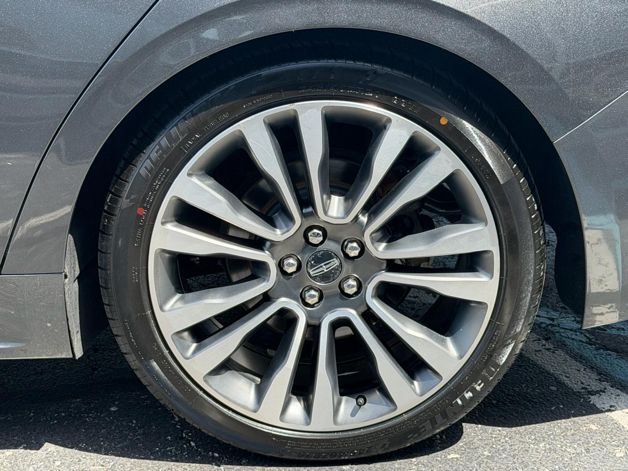 Lincoln Continental Select AWD 2019