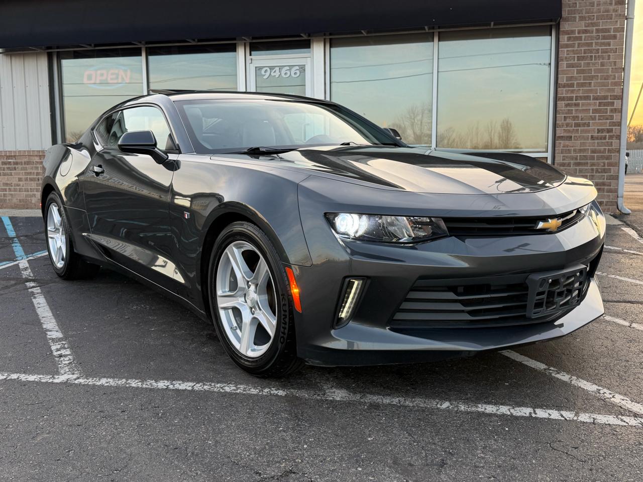 Chevrolet Camaro 2dr Cpe 1LT 2016