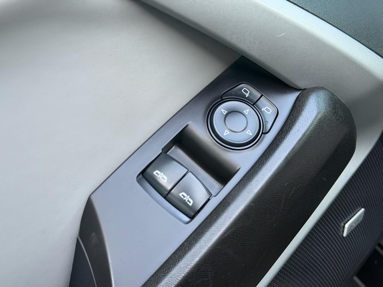 Chevrolet Camaro 2dr Cpe 1LT 2016