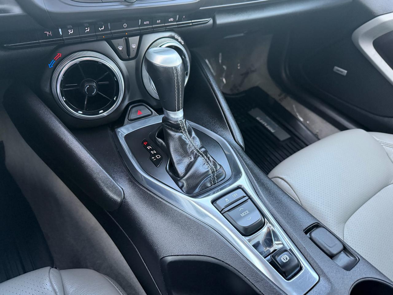 Chevrolet Camaro 2dr Cpe 1LT 2016