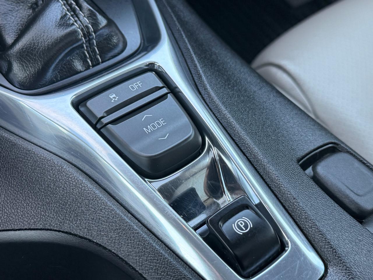 Chevrolet Camaro 2dr Cpe 1LT 2016