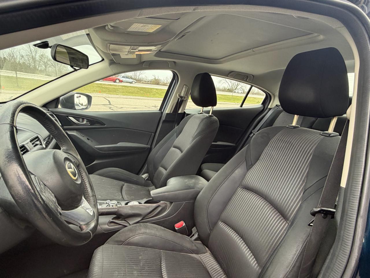 Mazda MAZDA3 4dr Sdn Auto i Touring 2015