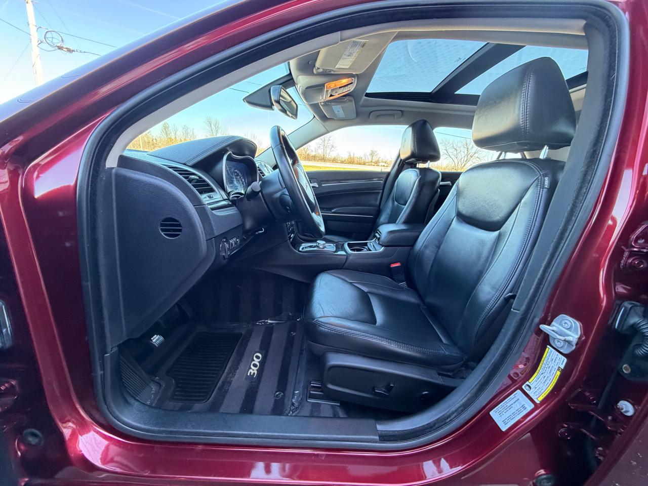 Chrysler 300 4dr Sdn Limited AWD 2016