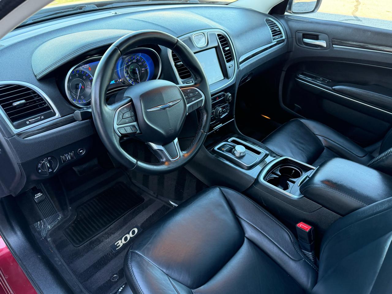 Chrysler 300 4dr Sdn Limited AWD 2016