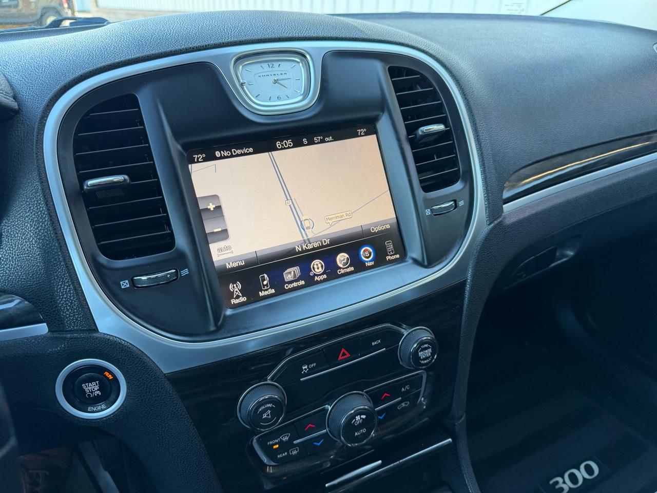 Chrysler 300 4dr Sdn Limited AWD 2016