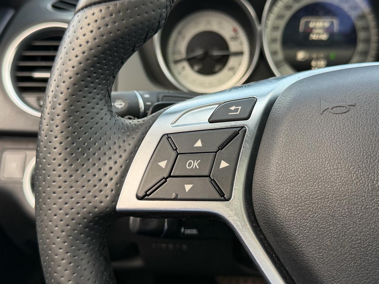 Mercedes-Benz C-Class 2dr Cpe C 350 4MATIC 2015