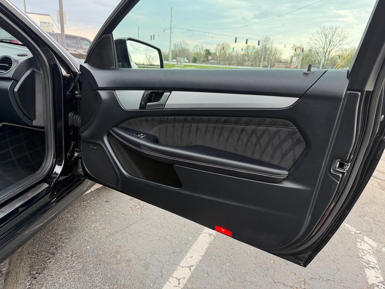 Mercedes-Benz C-Class 2dr Cpe C 350 4MATIC 2015