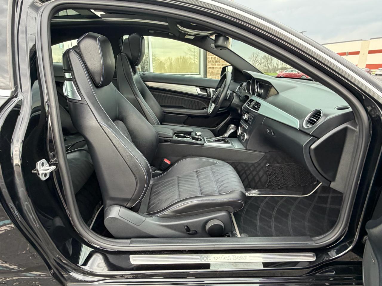 Mercedes-Benz C-Class 2dr Cpe C 350 4MATIC 2015