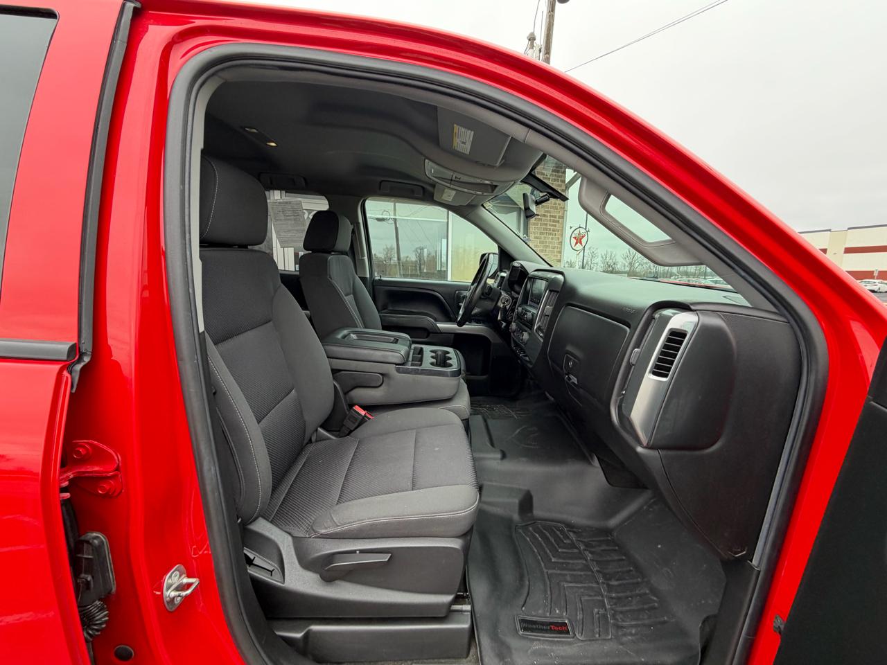 Chevrolet Silverado 1500 4WD Double Cab 143.5" LT w/1LT 2018