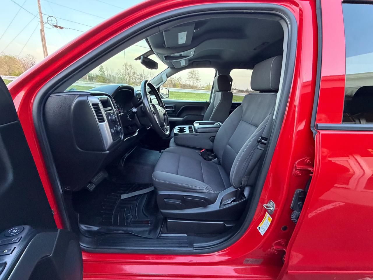 Chevrolet Silverado 1500 4WD Double Cab 143.5" LT w/1LT 2018
