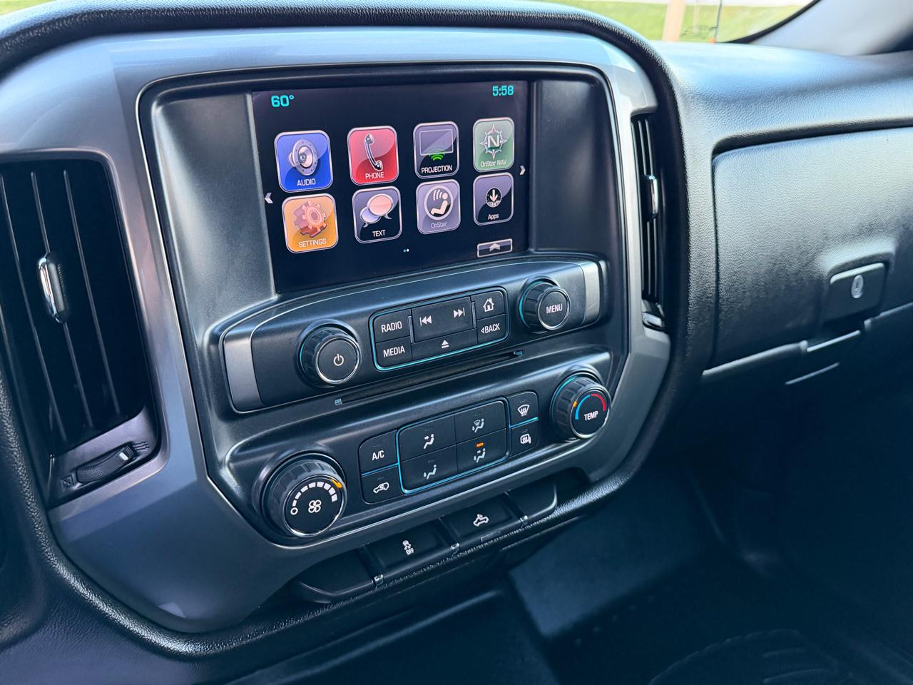 Chevrolet Silverado 1500 4WD Double Cab 143.5" LT w/1LT 2018