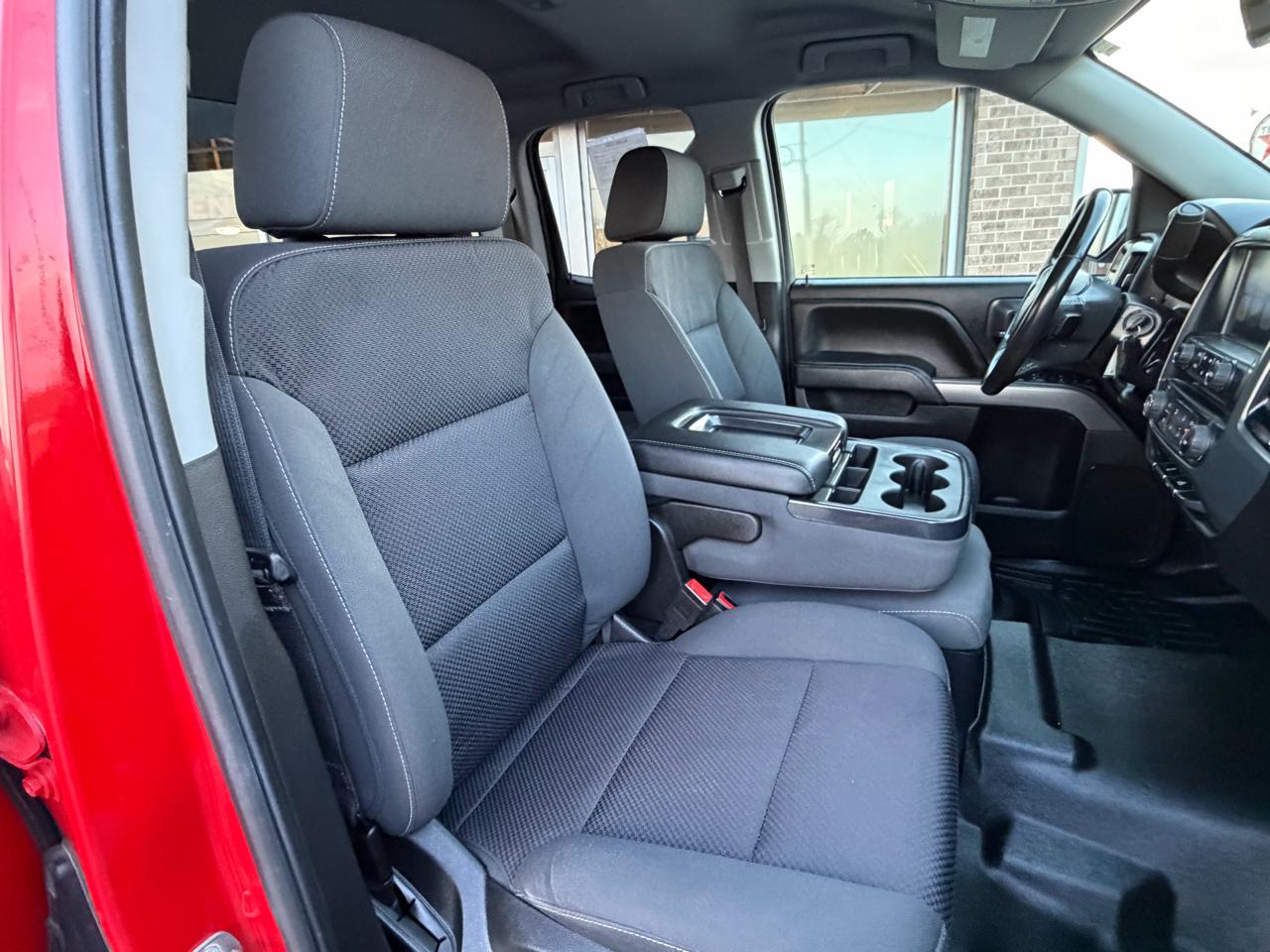 Chevrolet Silverado 1500 4WD Double Cab 143.5" LT w/1LT 2018