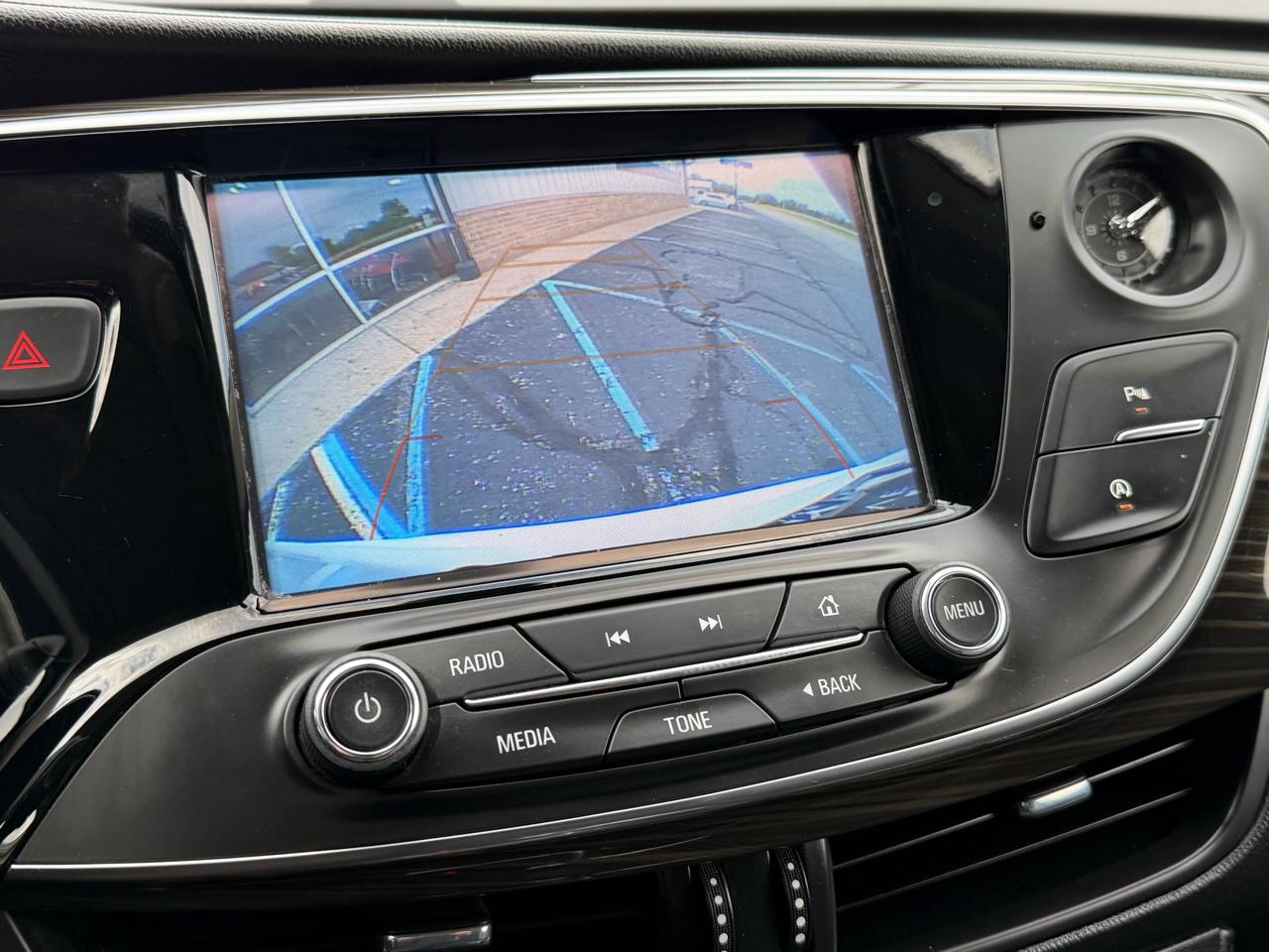 Buick Envision FWD 4dr Essence 2019