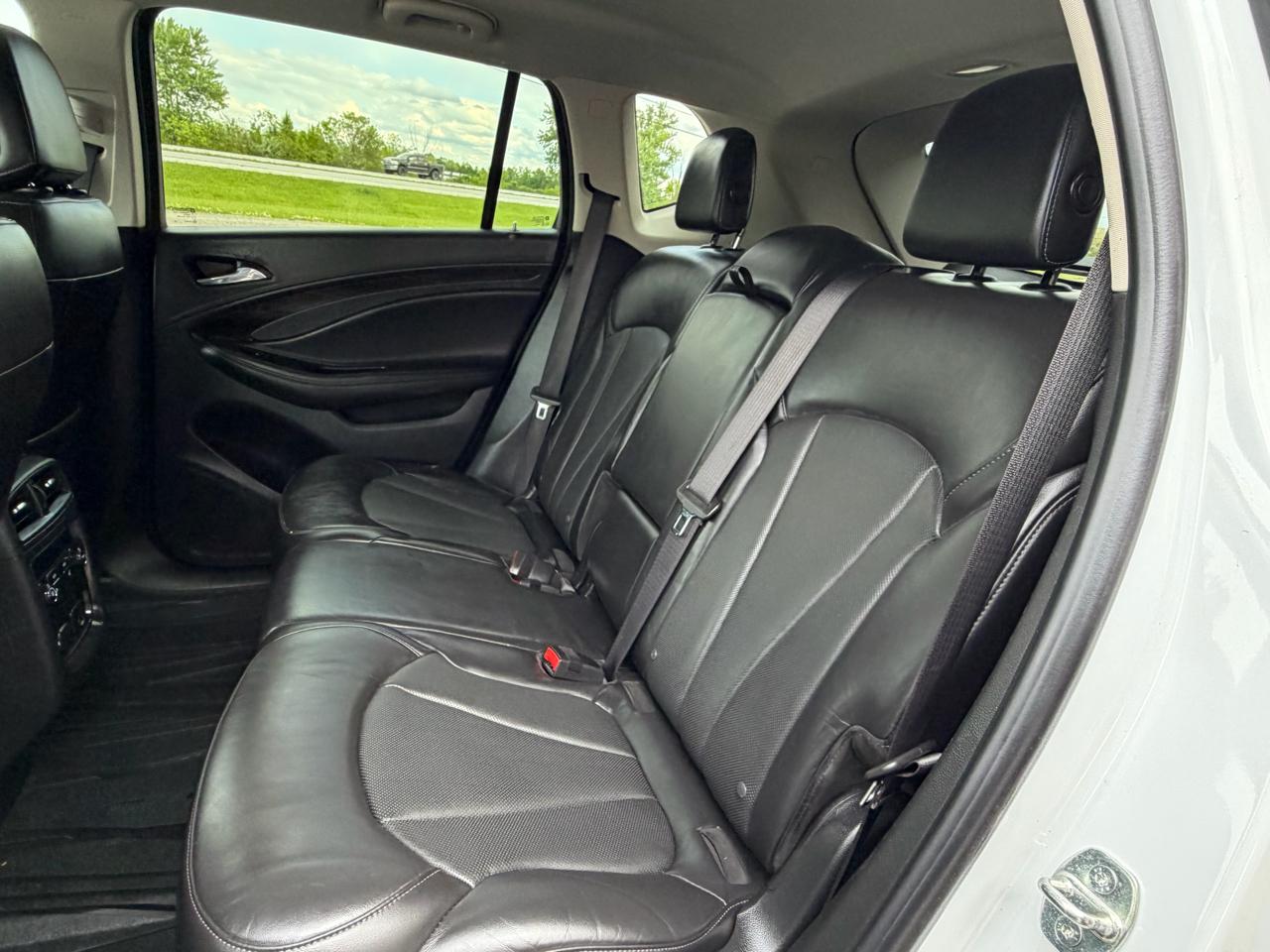 Buick Envision FWD 4dr Essence 2019