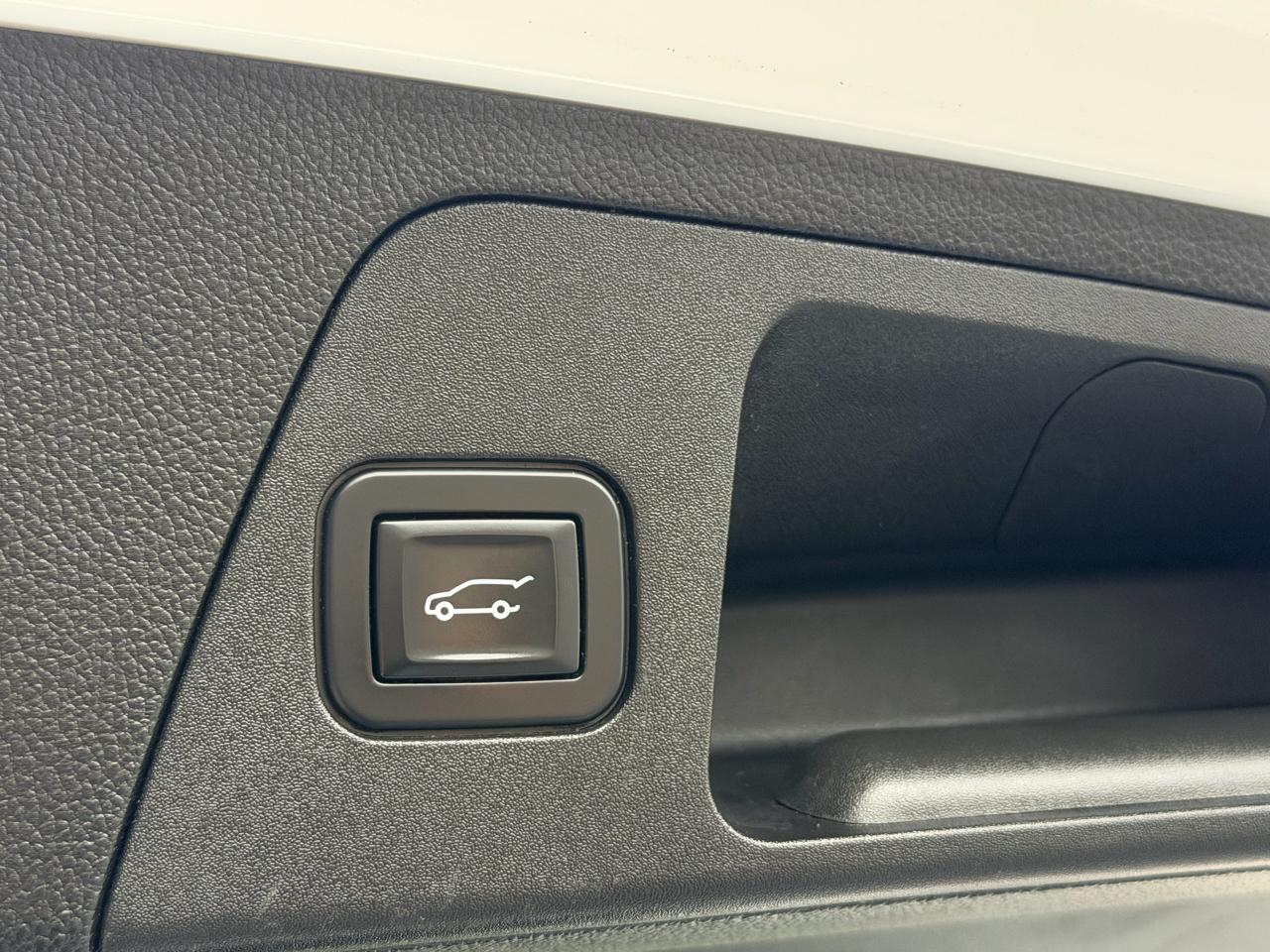 Buick Envision FWD 4dr Essence 2019