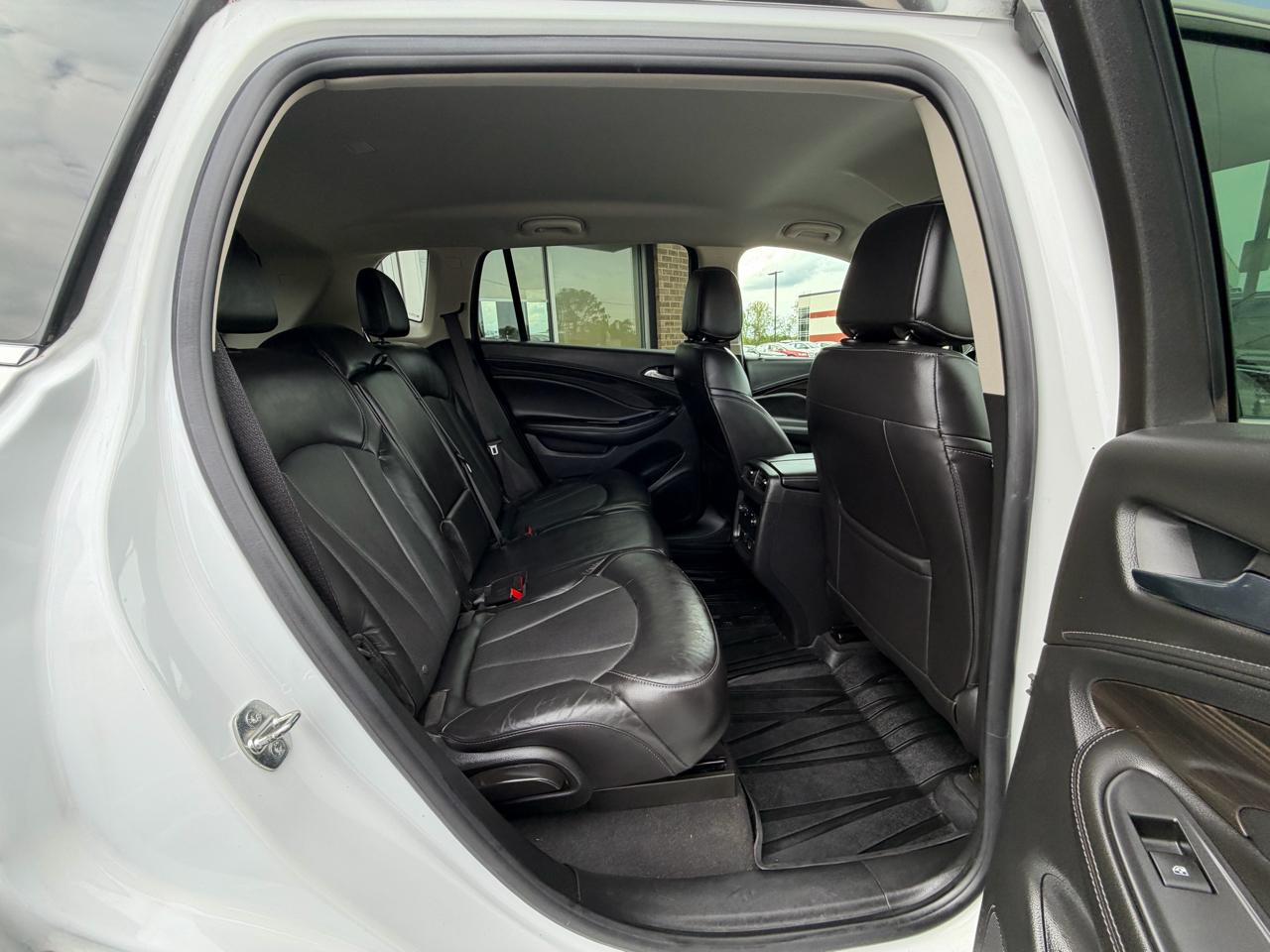 Buick Envision FWD 4dr Essence 2019