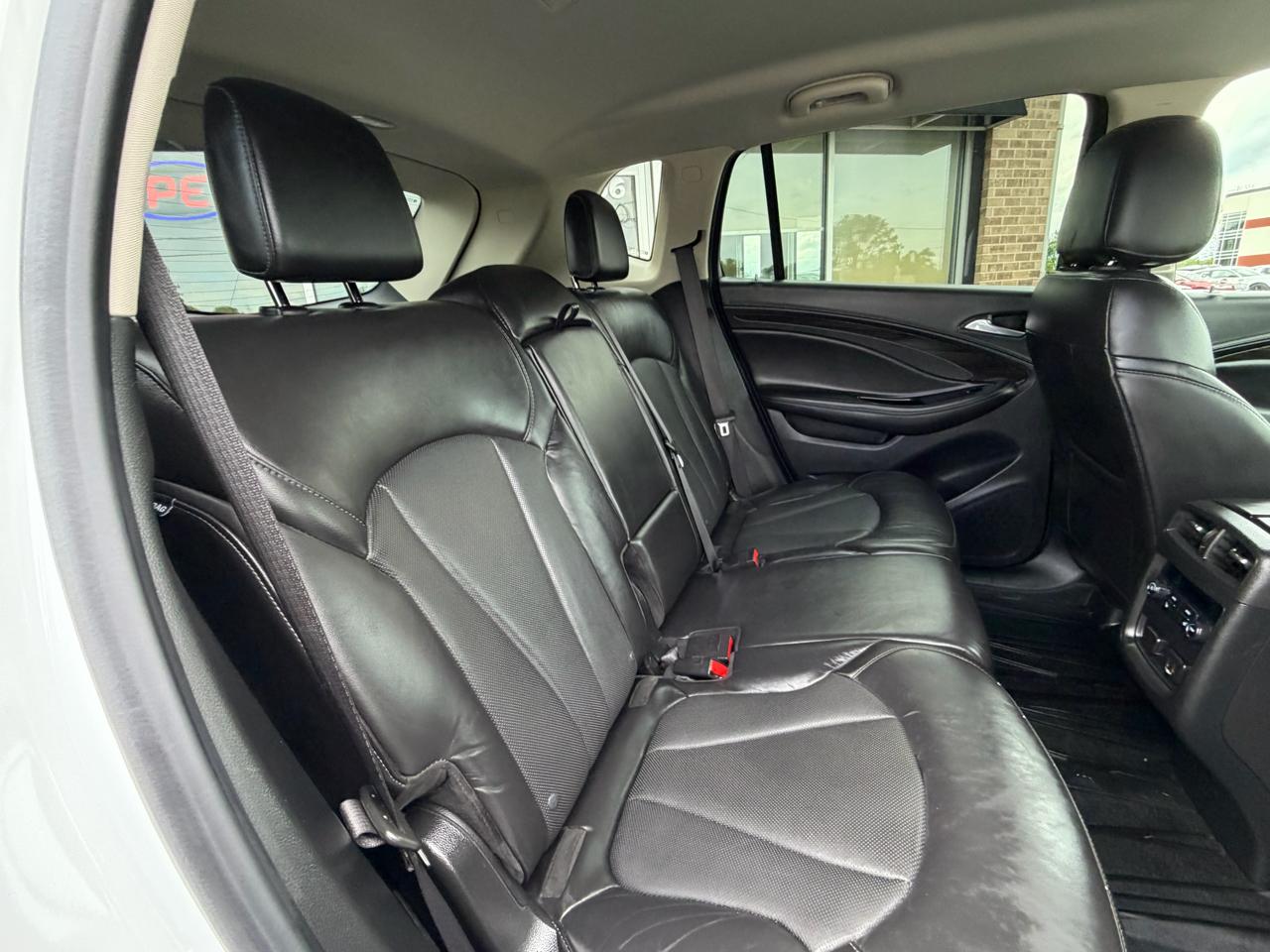 Buick Envision FWD 4dr Essence 2019